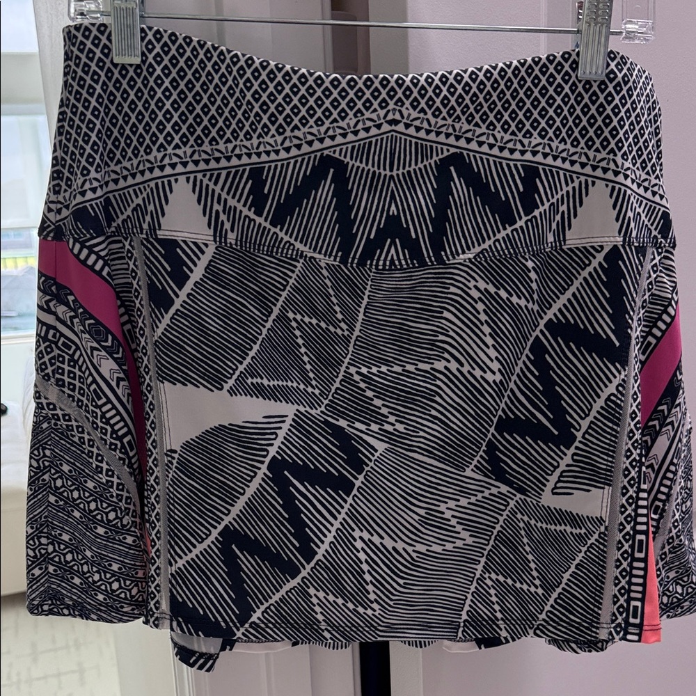 Lucky in Love Black and Pink Geometric Mini Skirt